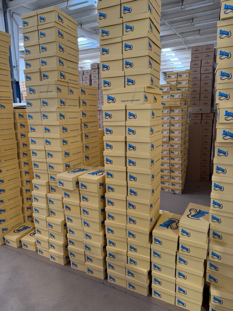 Catálogo de calzado laboral online para empresas y autónomos